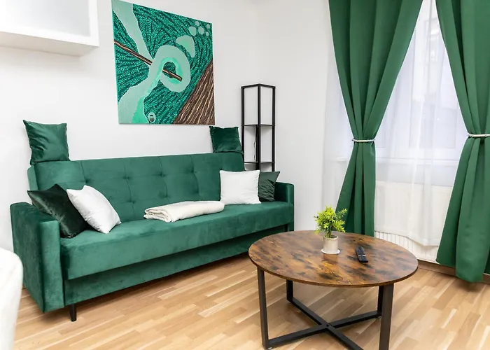 Location, Quiet And Cozy Ideal To Relax Or Work *