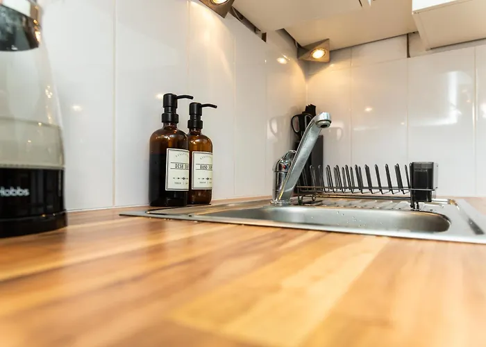 Location, Quiet And Cozy Ideal To Relax Or Work Bécs