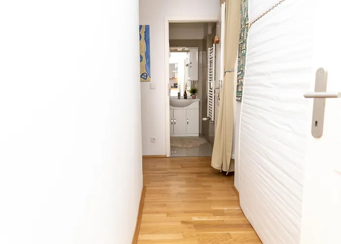 Location, Quiet And Cozy Ideal To Relax Or Work