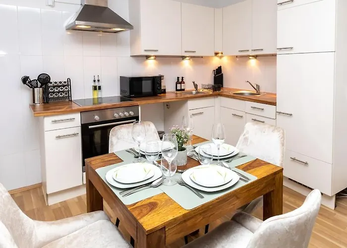 Location, Quiet And Cozy Ideal To Relax Or Work Apartman