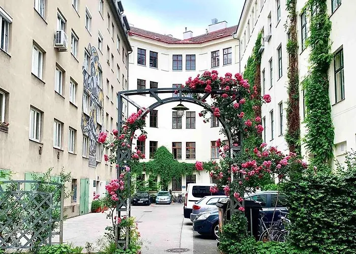 Location, Quiet And Cozy Ideal To Relax Or Work * Bécs